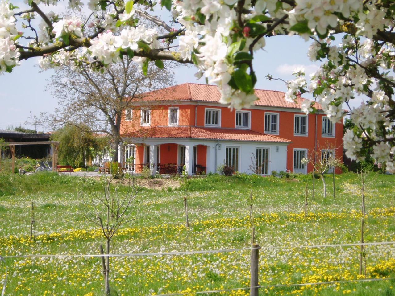 Gasthof Weinhof Am Nussbaum 3*